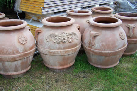 Pottery Tera Cotta Urns and Pottery for garden landscaping