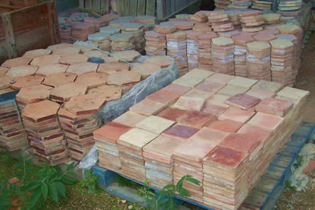 Terra Cotta Flooring - Reclaimed ceramic flooring and tiles